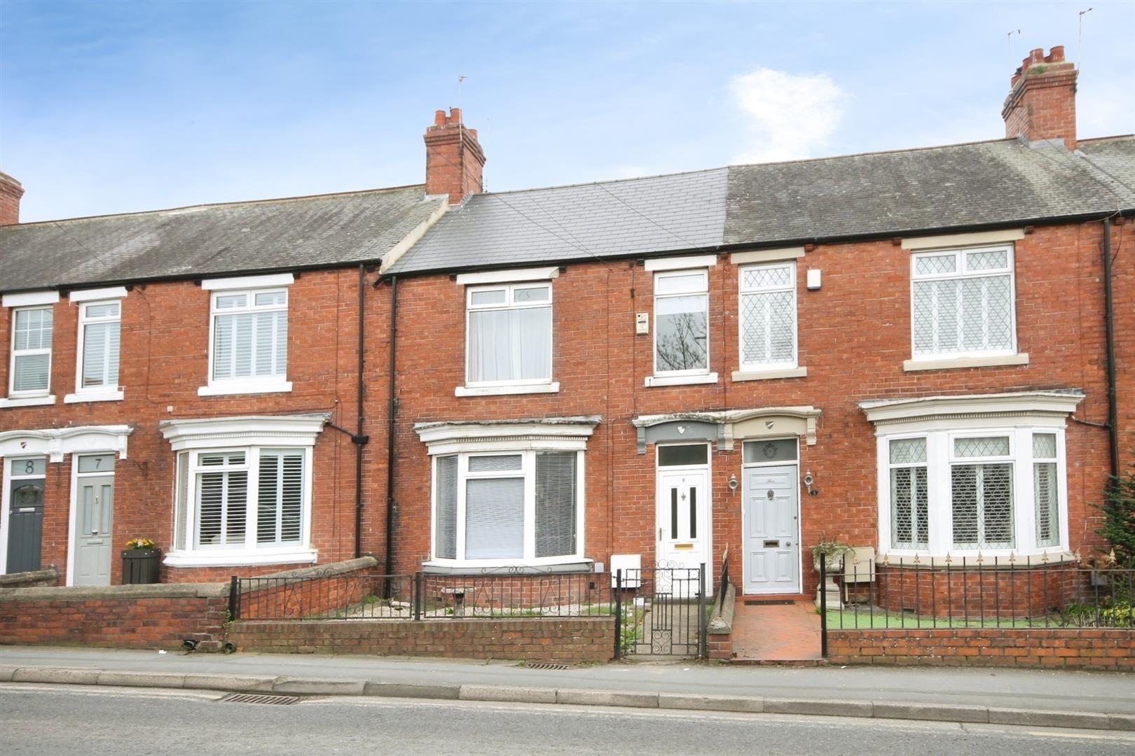3 Bedroom House - Mid Terrace